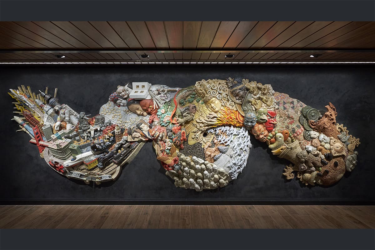 Full view of the Ceramic Relief “Procession Spin” installed at Tokyo Metro Ginza Station