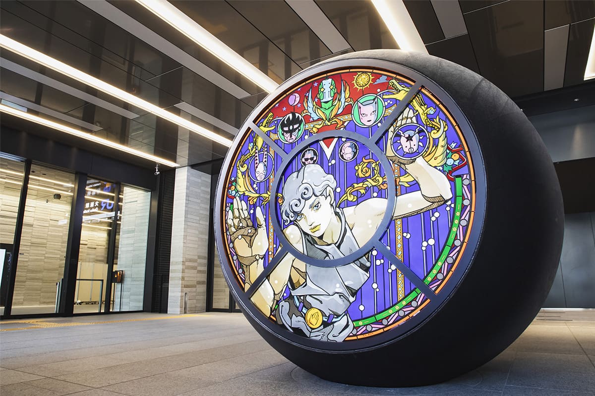 The Stained Glass artwork “THE FOUNTAIN BOY,” installed at Inogate Osaka and created from an Original Painting for anime and manga